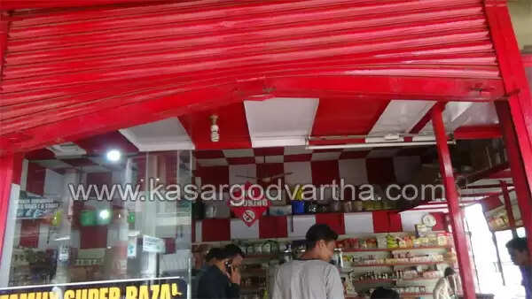 3 കടകളില് കവര്ച്ച; 35,000 രൂപയും സാധനങ്ങളും മോഷണം പോയി, പ്രതികള് സിസിടിവിയില് കുടുങ്ങി