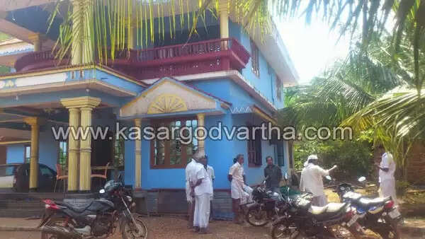 നാരമ്പാടിയില് മുസ്ലീം ലീഗ് അനുഭാവിയുടെ വീടു തകര്ത്തു; പ്രതികളെ കുറിച്ച് സൂചന