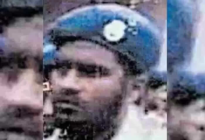 Investigation | കൈവെട്ട് കേസ്: മഞ്ചേശ്വരത്ത് എൻഐഎ പരിശോധന; പ്രവീൺ നെട്ടാറു കൊലപാതക കേസിൽ 2 പേരെ കസ്റ്റഡിയിലെടുത്തു; സവാദിനെ തിങ്കളാഴ്ച കാസർകോട്ട് കൊണ്ടുവരും