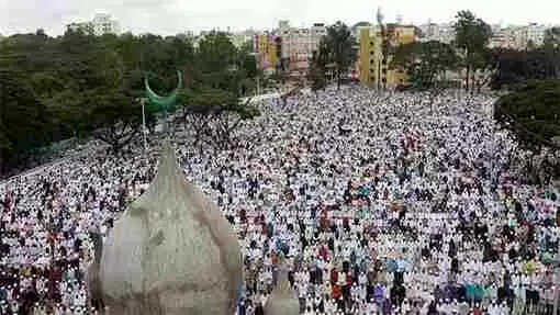 EidGahs in UAE | 2 വര്ഷത്തെ ഇടവേളക്കുശേഷം യുഎഇയില് ഇത്തവണ പെരുന്നാള് ദിനത്തില് ഈദ്ഗാഹുകള് സജീവമാകും