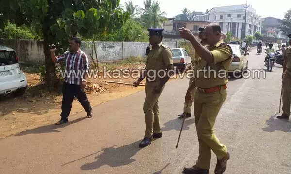കാണാതായ കോളജ് വിദ്യാര്ത്ഥിനിയും കാമുകനും കോടതിയില്; സംഘര്ഷം, എ.എസ്.ഐയ്ക്ക് പരിക്ക്