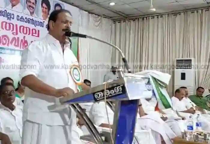 Congress | ഐക്യത്തോടെയും ഒറ്റക്കെട്ടായും മുന്നോട്ട് പോകാന് കോണ്ഗ്രസ് നേതാക്കളുടെ ആഹ്വാനം; വരുന്ന 3 തിരഞ്ഞെടുപ്പുകളില് വിസ്മയകരമായ മുന്നേറ്റം കാണാന് കഴിയുമെന്നും ഉറപ്പ്; പണിയെടുക്കാത്തവര്ക്കെതിരെ നടപടിയുണ്ടാകുമെന്ന് മുന്നറിയിപ്പ്