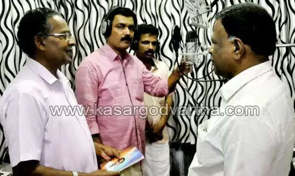 പൂരക്കളി പന്തലില് ഇനി പുത്തന് പാട്ടുകള്