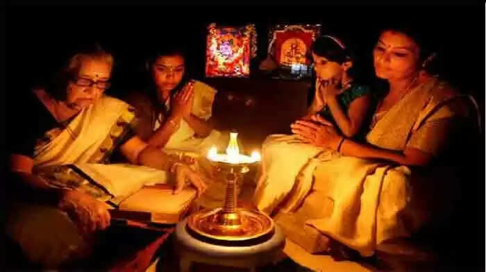 Prayer Season | ആയുര്വേദ വിധിപ്രകാരം ഔഷധസേവയ്ക്കും ഉഴിച്ചിലിനും പിഴിച്ചിലിനും പറ്റിയ കാലമാണ് കര്കിടകം; ദേഹരക്ഷയ്ക്ക് ഉത്തമമാണെന്നാണ് പഴമക്കാരുടെയും പുതുമക്കാരുടെയും വിശ്വാസം; ഈ കാലഘട്ടത്തിലെ രാമായണ പാരായണം മനസിനും സന്തോഷം നല്കുന്നു