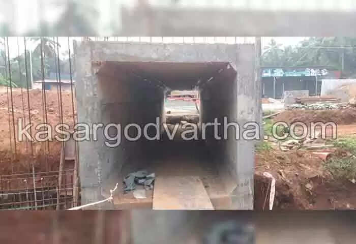 Road crossing | ദേശീയപാത വികസനം: വഴിയടഞ്ഞതോടെ എങ്ങും അടിപ്പാതയ്ക്കായി മുറവിളികൾ; നിർമിക്കുന്ന കലുങ്കുകളും റോഡ് മുറിച്ച് കടക്കാൻ പ്രയോജനപ്പെടുത്തിക്കൂടെ? ആവശ്യം ശക്തമാക്കി ജനങ്ങൾ