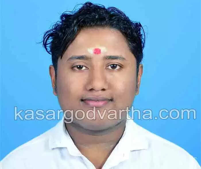 നിയന്ത്രണം വിട്ട കാർ പാഞ്ഞുകയറി പാതയോരത്ത് സാധനം വാങ്ങുകയായിരുന്ന ക്ഷേത്ര മേൽശാന്തി മരിച്ചു; വിടപറഞ്ഞത് ഉത്തരമലബാറിലെ ആദ്യത്തെ അബ്രാഹ്മണ മേൽശാന്തി