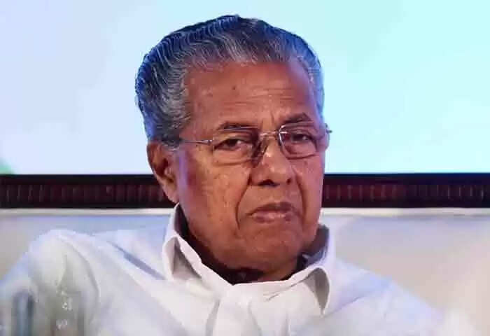 'നിഷേധിക്കപ്പെടുന്നത് കാസർകോട്ടുകാരുടെ മൗലികാവകാശങ്ങൾ'; സ്നേഹപൂർവം മുഖ്യമന്ത്രി പിണറായി വിജയന് തുറന്ന കത്ത്
