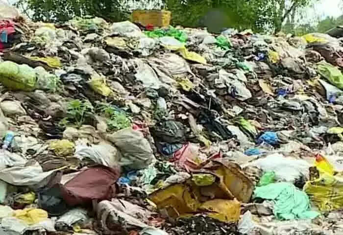 Garbage | മംഗല്പാടി പഞ്ചായത് പരിധിയിലെ രൂക്ഷമായ മാലിന്യ പ്രശ്ന പരിഹാരത്തിന് നടപടികൾ തുടങ്ങി; ക്ലീന് കേരള കംപനി 28.6 ടണ് മാലിന്യം നീക്കം ചെയ്തു; വലിയ പ്രതീക്ഷയോടെ ജനങ്ങൾ