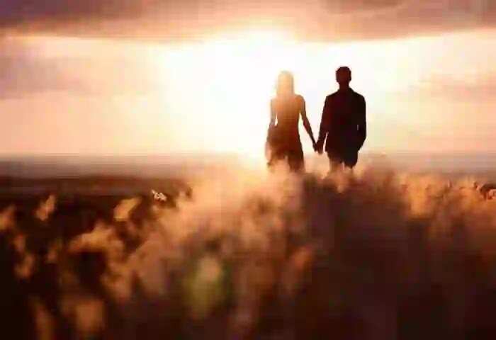 Eloped | ഭർത്താവിനെയും മക്കളെയും ഉപേക്ഷിച്ച് ഒളിച്ചോടി ബദിയഡുക്കയിൽ താമസം; നേപാൾ സ്വദേശികളായ യുവതിയും കാമുകനും പൊലീസ് പിടിയിൽ