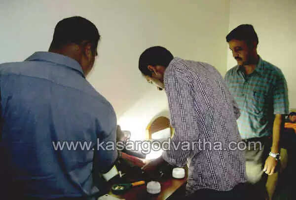 വ്യാപാര പ്രമുഖന്റെ കൊല: അക്രമികള് താക്കോല് കൈവശപ്പെടുത്തിയത് മകളെ ഉപയോഗിച്ച്