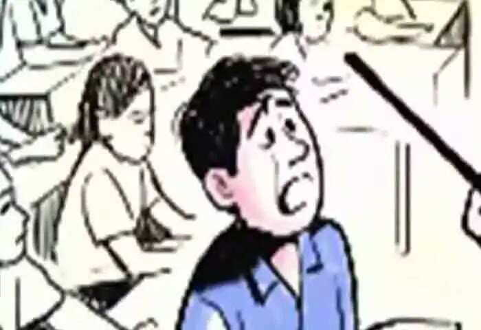 Assault | അധ്യാപകന് ആളുമാറി സ്കൂള് വിദ്യാര്ഥിയെ ക്രൂരമായി മർദിച്ചെന്ന സംഭവം ഒത്തുതീര്പ്പായി; ചികിത്സാ ചിലവ് വഹിക്കും, ഒപ്പം താക്കീതും