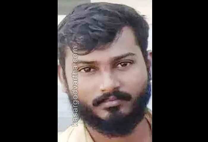 Accident | ഓടുന്ന ബസിൽ നിന്ന് തെറിച്ചുവീണ് കൻഡക്ടർ ദാരുണമായി മരിച്ചു; ബസിൽ വാതിൽ ഉണ്ടായിരിക്കണമെന്ന് ഉടമകൾക്ക് നിർദേശവുമായി കമീഷണർ; 'വാതിൽപ്പടിയിൽ നിന്ന് കൊണ്ടുള്ള യാത്ര വേണ്ട'