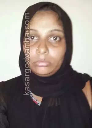 ഗള്ഫുകാരനെ യുവതിക്കൊപ്പം നിര്ത്തി നഗ്നചിത്രമെടുത്തകേസില് യുവതി ഉള്പെടെ 3 പേര് അറസ്റ്റില്