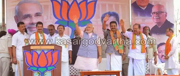 കൊടുങ്കാറ്റായി മോഡി; ആവേശത്തേരിലേറി അണികള്