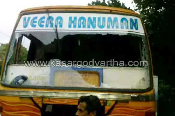 ഫേസ് ബുക്ക് പ്രചരണം: കുമ്പളയില് പ്രതിഷേധ പ്രകടനം