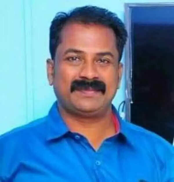 കോവിഡ് മഹാമാരിക്കാലത്തെ അവയവദാനസന്നദ്ധതയ്ക്ക് ഒരു ഉദാഹരണം കൂടി; കരള്, വൃക്കകള്, നേത്രപടലം എന്നിവ ദാനം ചെയ്ത് 5 രോഗികള്ക്ക് ജീവിതമേകി പ്രകാശന് ഓര്മ്മയായി