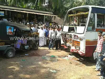 പൂച്ചക്കാട് അപകടം: ബസ് ഡ്രൈവര് മുങ്ങി