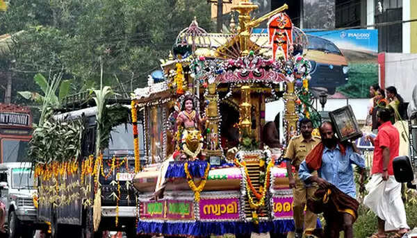 പൗരത്വ ഭേദഗതി ബില്ലിനെതിരെ നടത്തുന്ന സംയുക്ത സമിതി ഹര്ത്താലില് നിന്ന് ശബരിമല ഉള്പ്പെടുന്ന റാന്നി താലൂക്കിനെ ഒഴിവാക്കി