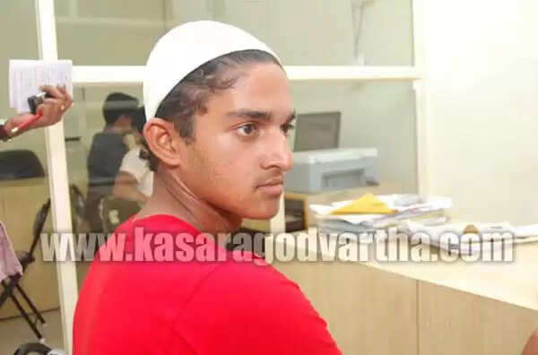 അന്ഫലിന്റെ മനസ്സില് ബൗണ്ടറിയും സിക്സറും മാത്രം