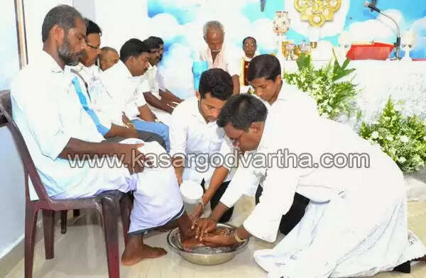 പെസഹവ്യാഴം പാദം കഴുകല് ശുശ്രൂഷ