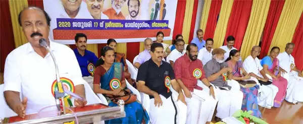 അസാധ്യമെന്നു തോന്നിയ പദ്ധതികളാണ് സര്ക്കാര് യാഥാര്ഥ്യമാക്കിയത്: മന്ത്രി ഇ ചന്ദ്രശേഖരന്