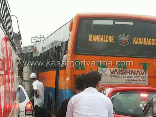 ട്രെയിനില് റാഗിംങ്, റോഡില് കുരുക്ക്; മംഗലാപുരത്തേക്കുള്ള വിദ്യാര്ത്ഥികളും രോഗികളും ദുരിതത്തില്