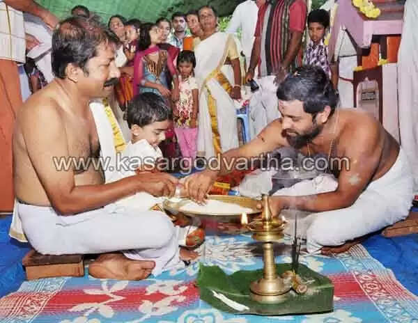 ആയിരങ്ങള് അറിവിന്റെ ആദ്യാക്ഷരമായ ഹരിശ്രീ കുറിച്ചു