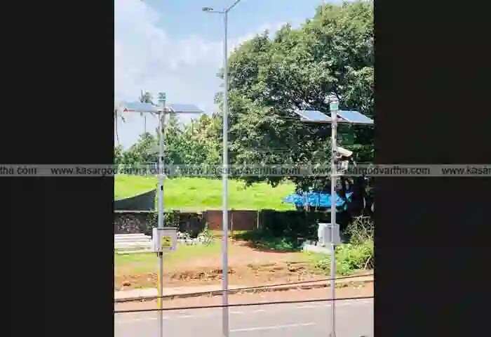 MVD | ഇനി പിടി വീഴും; നിരത്തിലെ നിയമലംഘകരെ കണ്ടെത്താൻ കുമ്പള കെഎസ്ടിപി റോഡിലും കാമറ സ്ഥാപിച്ച് മോടോർ വാഹന വകുപ്പ്
