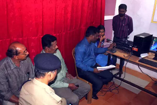 കുട്ടി റേഡിയോ പ്രവര്ത്തനത്തിലൂടെ മാതൃകയായി തച്ചങ്ങാട് ഗവ. ഹൈസ്കൂള് വിദ്യാര്ത്ഥികള്