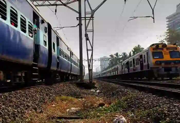 Died | ആശുപത്രിയിലേക്ക് പോവുന്നുവെന്ന് പറഞ്ഞ് പുറപ്പെട്ട ഗൃഹനാഥൻ ട്രെയിനിൽ നിന്ന് വീണ് മരിച്ച നിലയിൽ