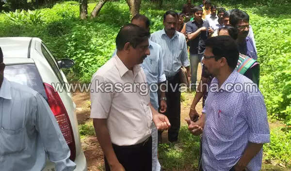 കാസര്കോട് കോട്ട സ്ഥിതി ചെയ്യുന്ന സ്ഥലത്ത് സര്ക്കാര് ബോര്ഡ് സ്ഥാപിച്ചു