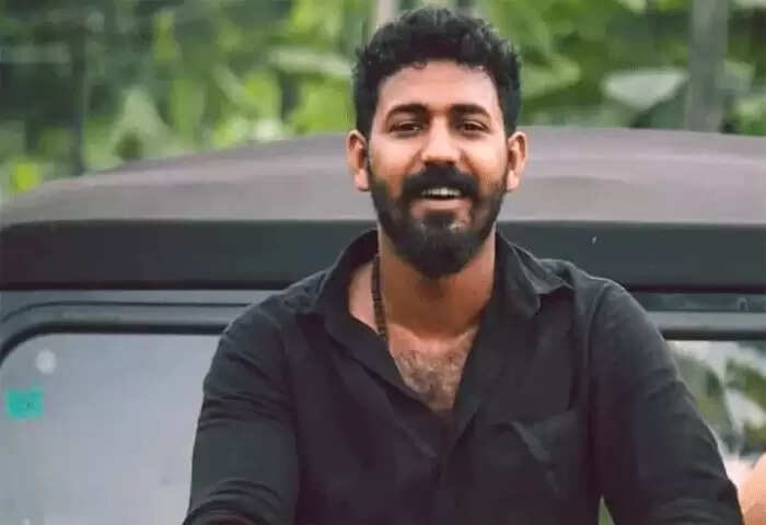 Akash Thillankeri | മൊബൈല് ഫോണ് ഉപയോഗിക്കുന്നത് ചോദ്യം ചെയ്ത വിയ്യൂരിലെ ജയിലറെ മര്ദിച്ചെന്ന കേസില് ആകാശ് തില്ലങ്കേരി വീണ്ടും അറസ്റ്റില്