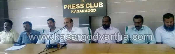 ഡിസംബര് മാസത്തെ ശമ്പളം മുടങ്ങുമെന്ന ധനമന്ത്രിയുടെ വെളിപ്പെടുത്തല് ക്രിസ്തുമസ്- പുതുവത്സരാഘോഷങ്ങളെ മങ്ങലേല്പിക്കും, കേക്കുകള്ക്ക് വിലകൂടില്ല: ബേക്കറി ഉടമകള്