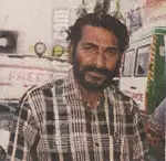 അപകടത്തില്പ്പെട്ടയാളെ ആശുപത്രിയില് എത്തിച്ച ആംബുലന്സ് ഡ്രൈവര്ക്ക് റിവാര്ഡ്