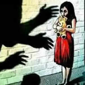 കടയില് സാധനം വാങ്ങാന് വന്ന കുട്ടികളെ പീഡിപ്പിച്ചു; വി.എച്ച്.പി. നേതാവ് അറസ്റ്റില്