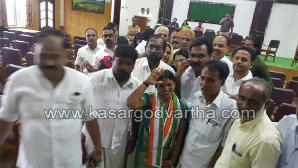 കാസര്കോട് നഗരസഭ കടപ്പുറം സൗത്ത് ഉപതെരഞ്ഞെടുപ്പ്; ബിജെപിയെ മലര്ത്തിയടിച്ച് കോണ്ഗ്രസ്