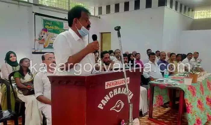 Farmers Day | നാടെങ്ങും കര്ഷക ദിന പരിപാടികള്; തൈകള് നട്ടും ആദരിച്ചും ആഘോഷം