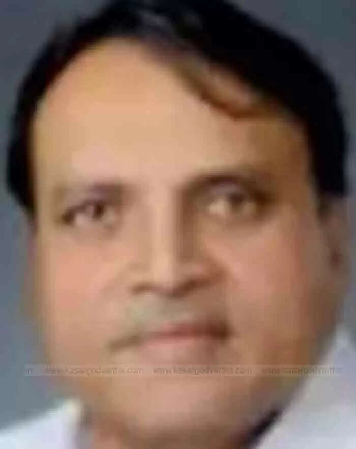 കർണാടകയിൽ മന്ത്രിയുൾപെടെ 25 എം എൽ സിമാരുടെ കാലാവധി അവസാനിക്കുന്നു; കോൺഗ്രസ്-15, ബിജെപി-അഞ്ച്, ജെഡിഎസ്-നാല്, കോൺഗ്രസ് റിബൽ-ഒന്ന്