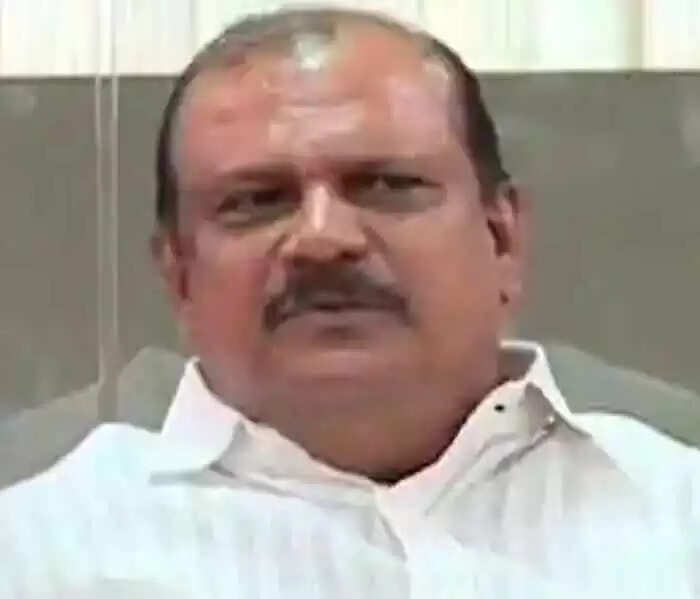 PC George arrested | പീഡന പരാതിയില് പി സി ജോര്ജ് അറസ്റ്റില്