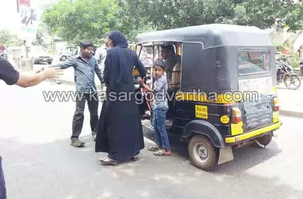 മോട്ടോര് വാഹന പണിമുടക്ക് പൂര്ണം; യാത്രക്കാര് വലഞ്ഞു