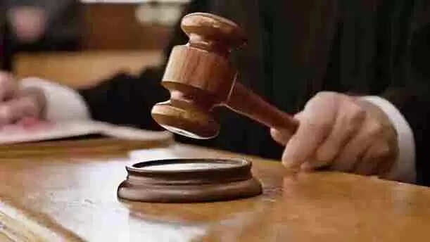 ബഹ്റൈനില് ആശുപത്രിയില് കയറി ഡോക്ടറുടെ ബാഗ് മോഷ്ടിച്ചെന്ന കേസ്; സഹോദരങ്ങള്ക്ക് 3 വര്ഷം തടവും പിഴയും