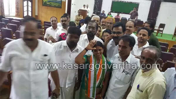 കാസര്കോട് നഗരസഭ കടപ്പുറം സൗത്ത് ഉപതെരഞ്ഞെടുപ്പ്; ബിജെപിയെ മലര്ത്തിയടിച്ച് കോണ്ഗ്രസ്