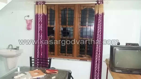 സി പി എം നേതാവായ പഞ്ചായത്തംഗത്തിന്റെ വീടിന് നേരെ ആക്രമണം