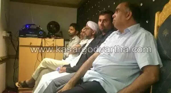 മേല്പറമ്പ് ജുമാ മസ്ജിദ് ഖത്വീബ് ഇ.പി അബ്ദുര് റഹ്മാന് ബാഖവിക്ക് സ്വീകരണം നല്കി