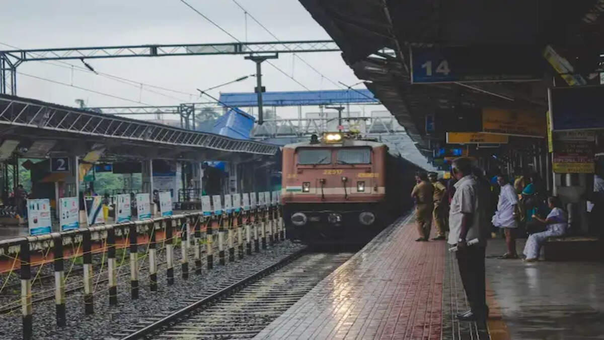 change in schedule of netravati and matsyagandha express train