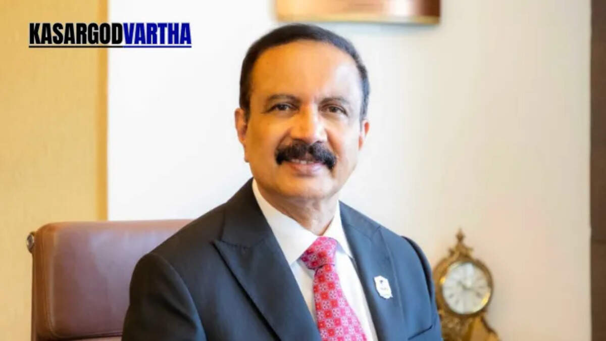 DM Healthcare Chairman Dr Azad Moopen extends support to nurses
