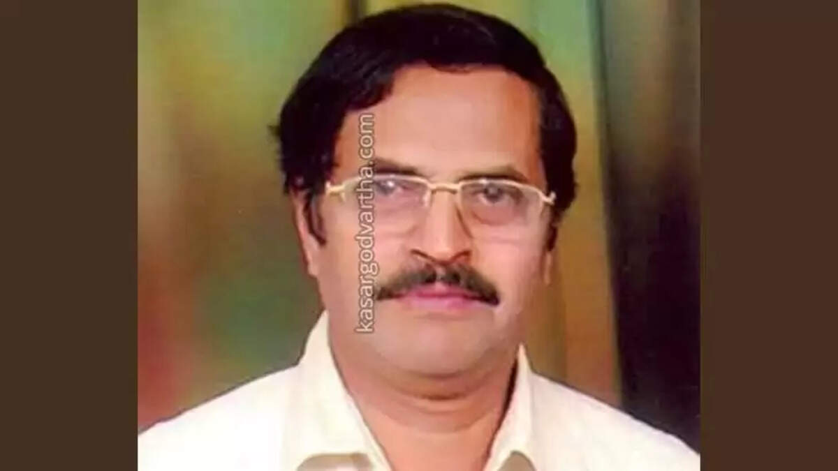  K. K. Gangadharan, the renowned Malayalam-Kannada translator.