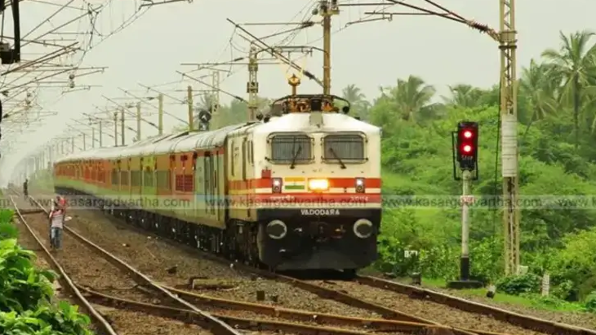 Train arriving at Kasaragod railway station in Kerala