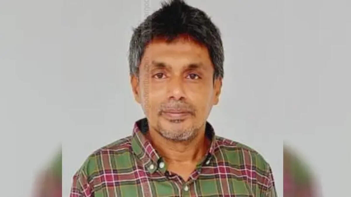 Man Dies During Treatment After Collapse