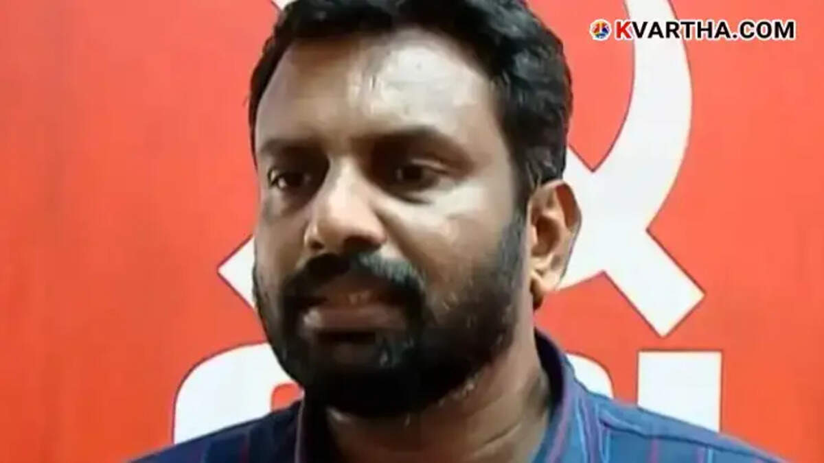 P Santhosh Kumar MP inaugurating CPI Kasaragod district conference